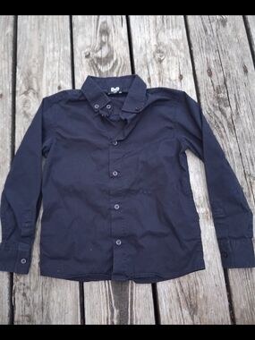 D&G Boys Navy Button-Down Long Sleeve Shirt Size 5